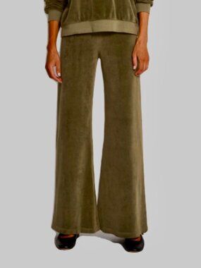 NWT Suzie Kondi Zephyra Flare Velour Pants Olive Green